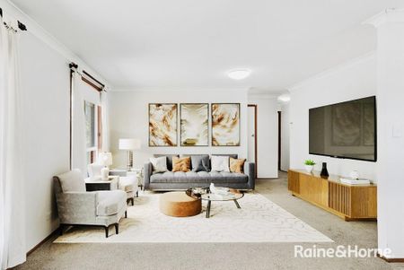 Comfortable Family Living - Photo 5