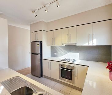 Fully furnished 2 bedrooms apartment | Available now - Photo 6