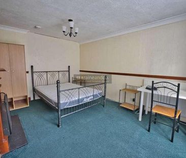 Willow Way, Hatfield, AL10 - Photo 2