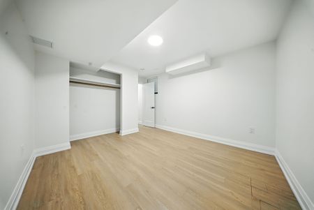 For Lease - 70 STEDFORD Crescent, Brampton, Ontario - Photo 4