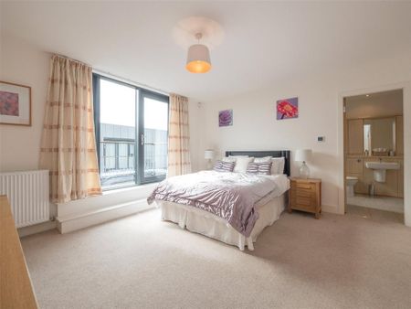 3 bedroom penthouse to rent - Photo 5