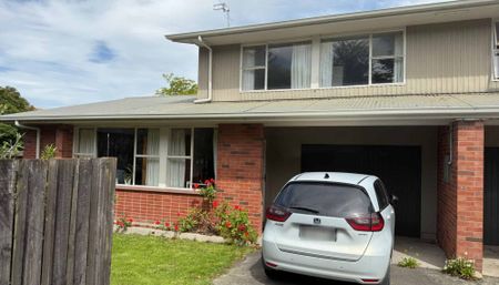 Three bedrooms in Lincoln close to university. - Photo 3