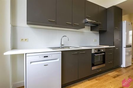 Wonen aan de voet van het station te Berchem - Photo 5