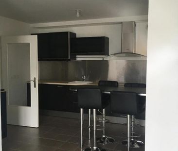 Location Appartement 2 pièces 49m² TOURS 37000 - Photo 2