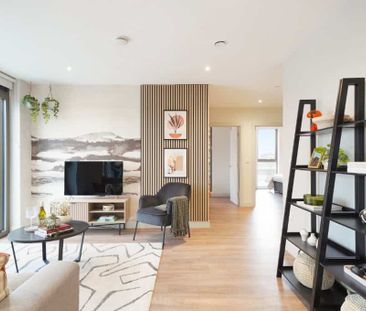 The Oakgate, KT22 7RZ, Surrey - Photo 2