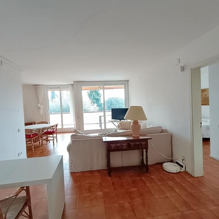 4 room luxury Flat for rent in Sant Vicenç de Montalt, Spain - Photo 1