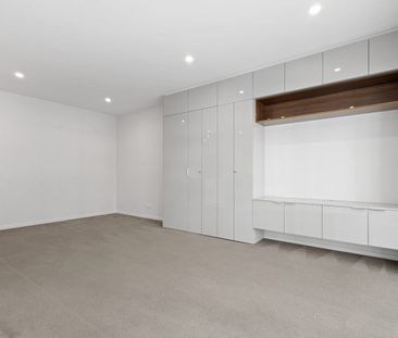 2-Bedroom Apartment with Parking at 'Casa' – Newstead - Photo 2