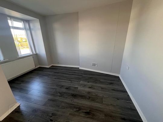 12 Minorca Place, Carrickfergus, BT38 8AU - Photo 1