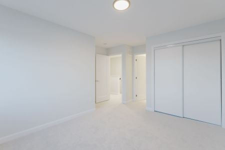 For Lease - 801 Glenroy Gilbert Drive Unit# 15, Barrhaven, Ontario - Photo 4