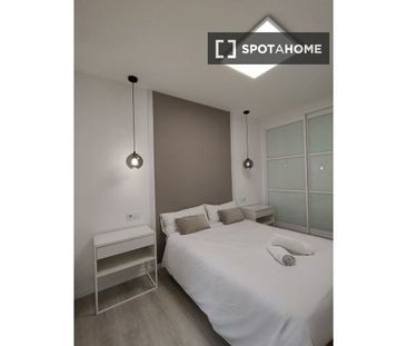 3 bedroom luxury Flat for rent in Seville, Spain - Photo 6