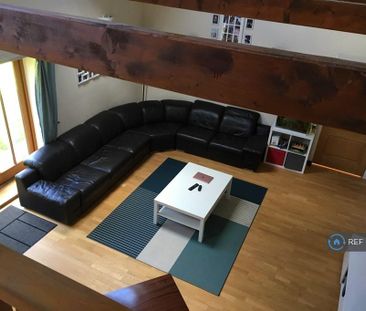 4 bedroom detached house to rent - Photo 1