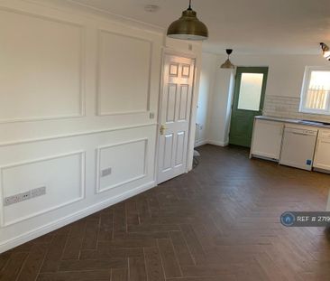 2 bedroom semi-detached house to rent - Photo 6