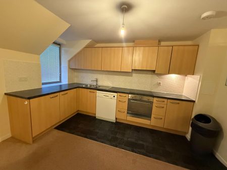 2 bedroom flat to rent - Photo 4