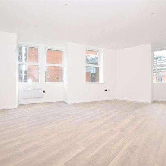 Queensway House, London Road, Redhill, Surrey, RH1 - Photo 1