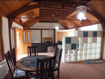 1 bedroom detached house to rent - Photo 2