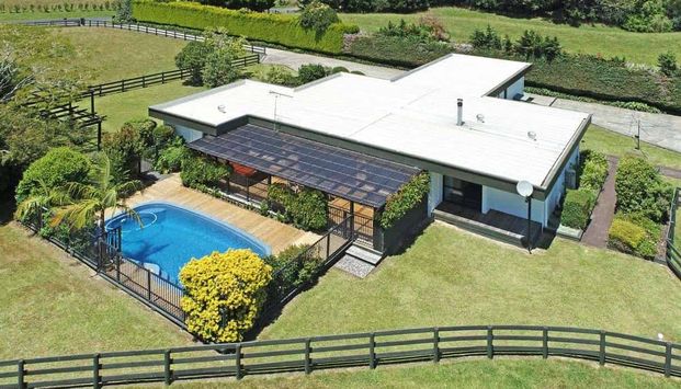Lifestyle Living at Its Best - 4-Bedroom Home with Pool, Spa & Shed on 2.2 Hectares - Photo 1