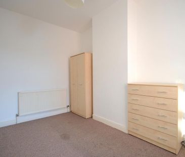 1 bedroom in a house share to rent - Photo 6