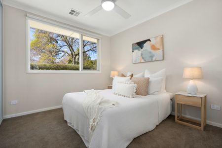 Classic Ainslie Beauty, Fully Renovated - Photo 4