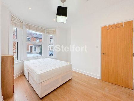 Luton Road, E17, London - Photo 2