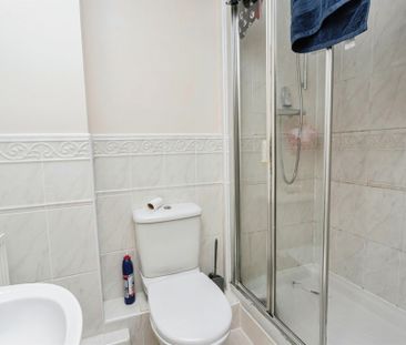 Deers Leap, Haywards Heath - Photo 5