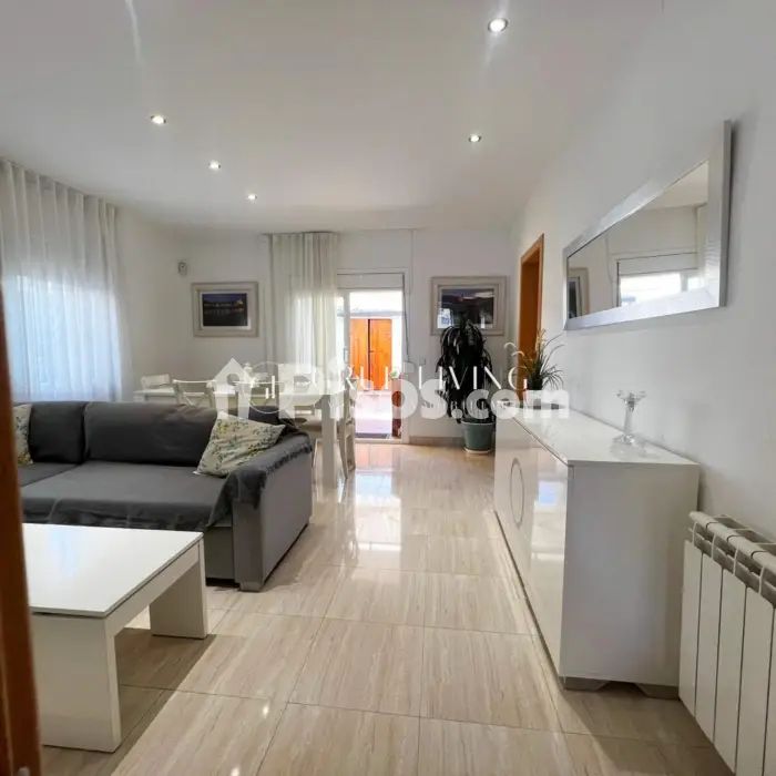 Piso en alquiler en Rocamar - Foto 1