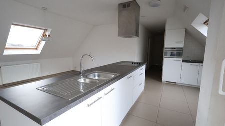 Instapklaar dakappartement te huur centrum Roeselare - Photo 4