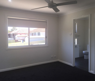 Rooms – Unit 1 / 29 Bousfield Street, Wallsend NSW 2287 - Photo 1