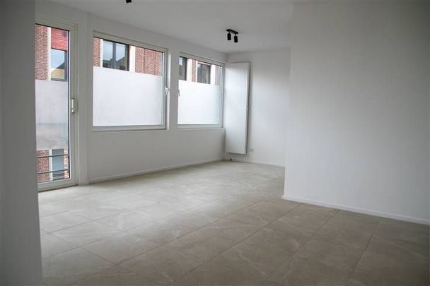 Appartement te huur - Foto 1
