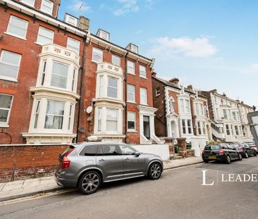 1 bedroom flat to rent - Photo 4