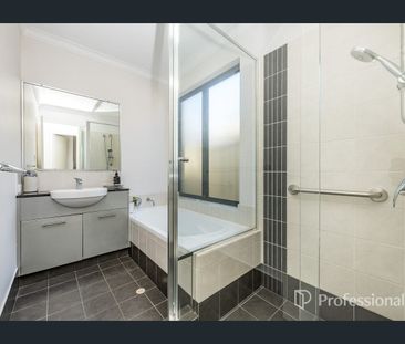 Easy-Care Living in a Convenient Location - Photo 6