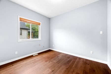 For Lease - 4 Clairfields Drive, Guelph, Ontario - Photo 3