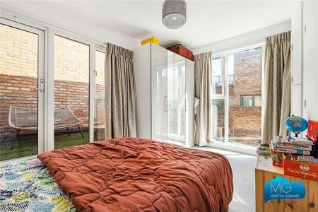 Edgewood Mews, Finchley, London, N3 - Photo 5