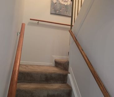 For Lease - 11 Enclave Mews, Toronto, Ontario - Photo 3