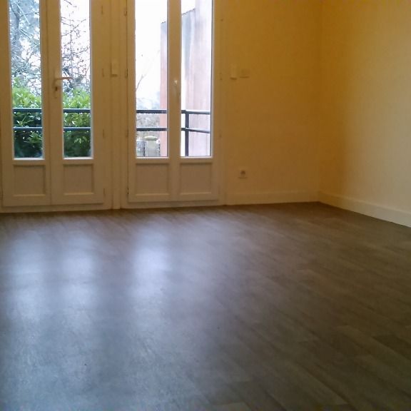Location Maison 5 pièces 81m² - Photo 1