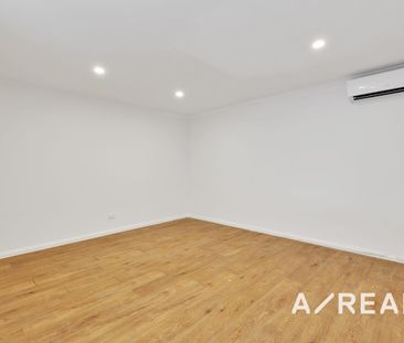 Modern Family Home with Separate Granny Flat – Convenience and Comf... - Photo 5