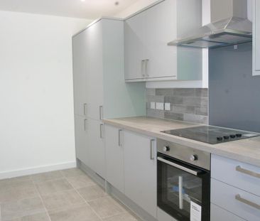 2 bedroom property to rent - Photo 3