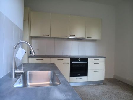 Charmante Altbauwohnung mit Balkon - Foto 2