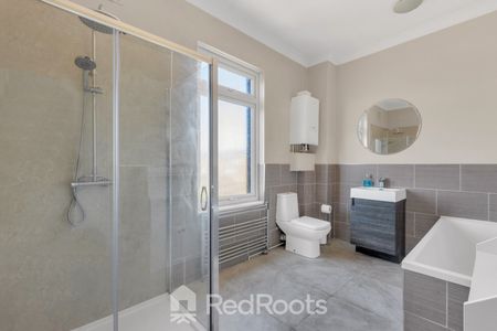 2 bed terraced house to rent in Manor Road, Wakefield, WF2 - Photo 3