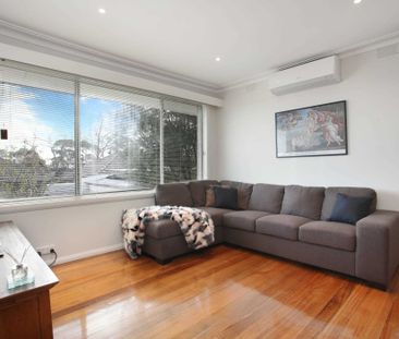 2/8 Stapley Crescent, Chadstone VIC 3148 - Photo 1