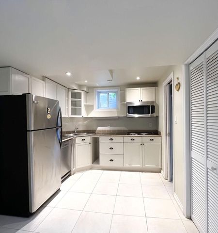 For Lease - 313 Bronte Road Unit# Basement, Oakville, Ontario - Photo 2