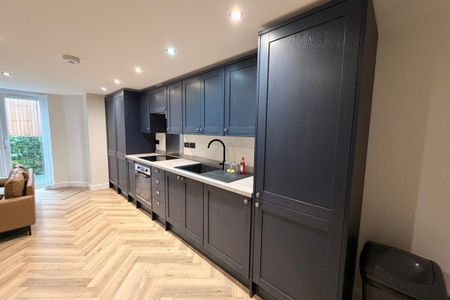 Burlington Place - Photo 5