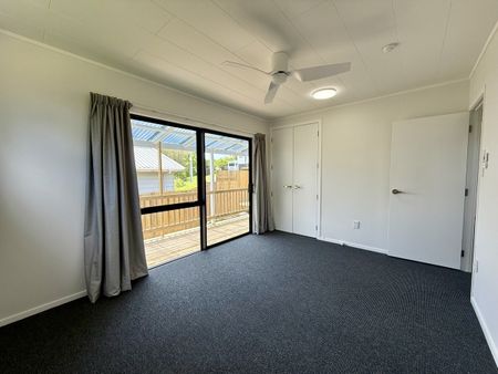 REFURBISHED, SPACIOUS & READY TO LOVE – HAURU - Photo 3