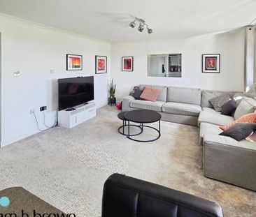Carew Close - Photo 4