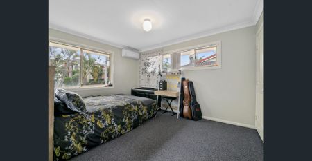 3 Bedroom Townhouse near Carina shops - Photo 4