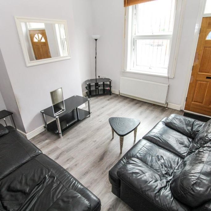 1 bedroom end of terrace house to rent - Photo 1