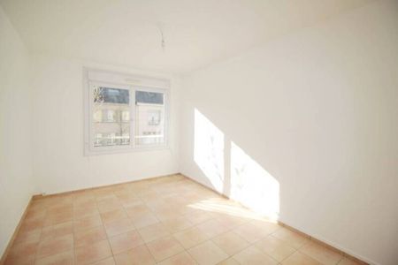 Appartement 3 pièces - - Photo 2