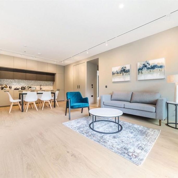 3 bedroom flat to rent - Photo 1