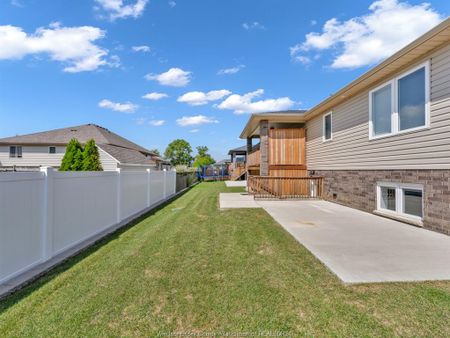 For Lease - 304 SWEETMAN Avenue, Essex, Ontario - Photo 5