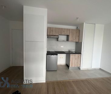 Location Appartement 2 pièces 46m² MOISSY CRAMAYEL 77550 - Photo 4