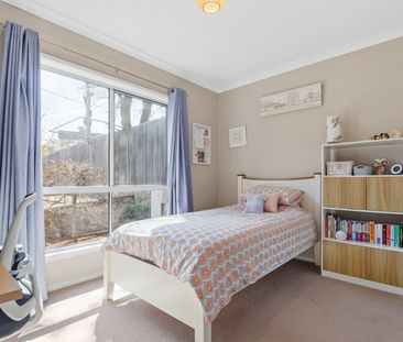 Unit 13/45 Enderby Street, Mawson ACT 2607 - Townhouse For Rent | D... - Photo 4